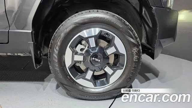 Kia Tasman Tasman 2.5T Бензин 4WD — Фото автомобиля 21