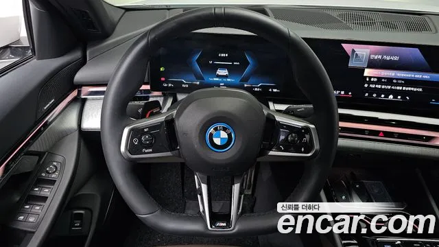 BMW i5 G60 — Фото автомобиля 19