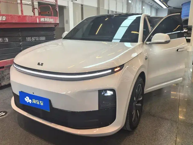 Фотография автомобиля — Li Auto L6