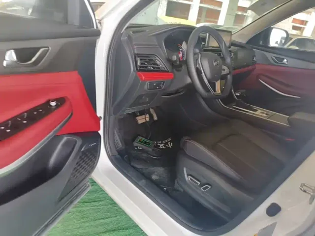 Changan CS75 — Фото автомобиля 15