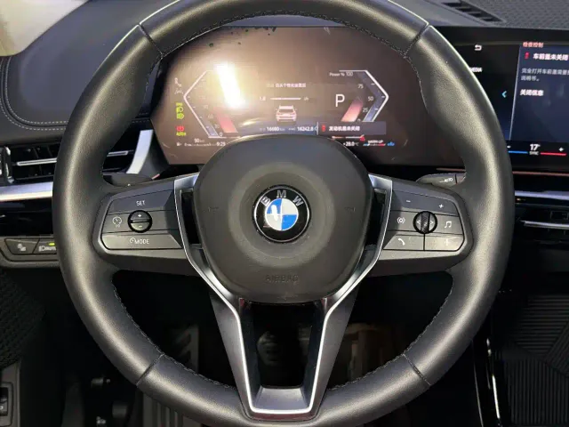 BMW X1 — Фото автомобиля 15