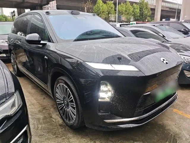 Nio ES8 — Фото автомобиля 3