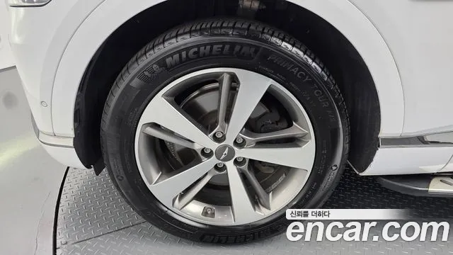 Genesis GV80 — Фото автомобиля 5