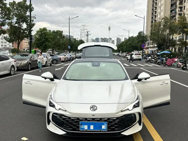 MG 7 — Фото автомобиля 2