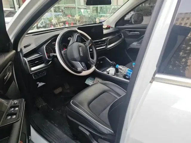 Haval H6 — Фото автомобиля 9