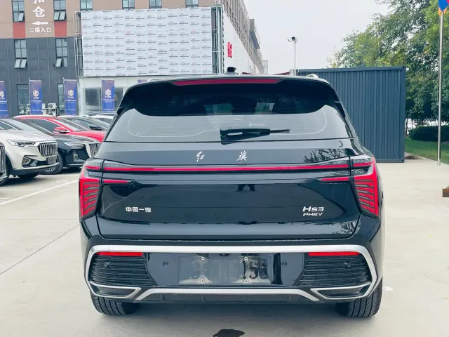Hongqi HS3 PHEV — Фото автомобиля 14