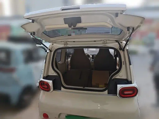 Wuling Hongguang Mini EV — Фото автомобиля 15
