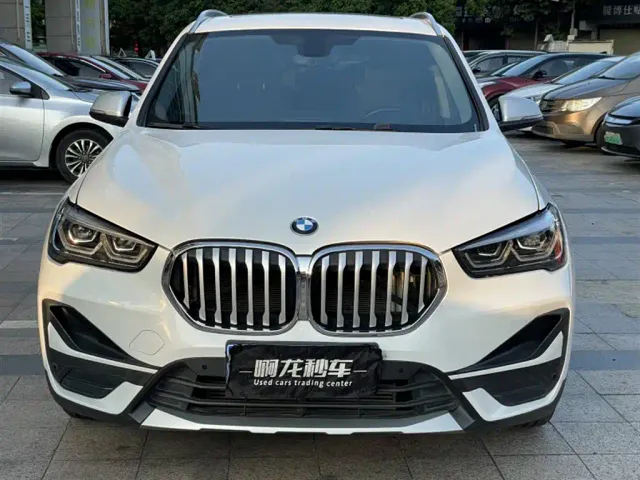 BMW X1 — Фото автомобиля 2