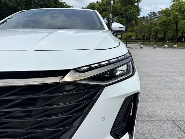 Chery Arrizo 8 — Фото автомобиля 4