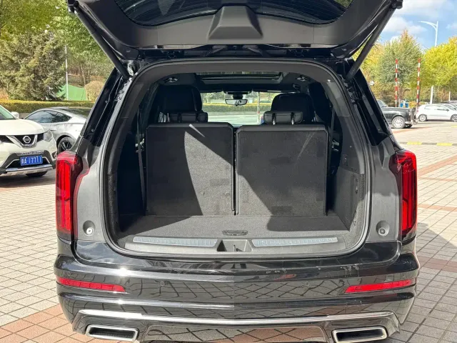 Cadillac XT6 — Фото автомобиля 16