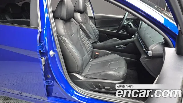 Hyundai AVANTE Avante (CN7) — Фото автомобиля 12