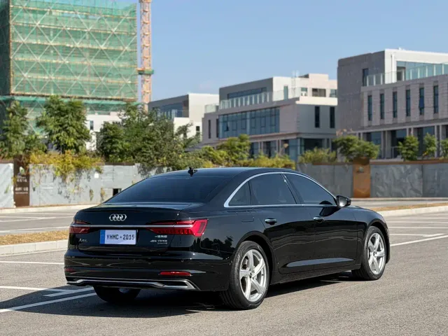 Audi A6L — Фото автомобиля 21
