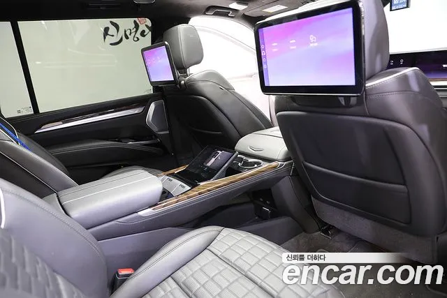 Cadillac Escalade 5th Gen — Фото автомобиля 13