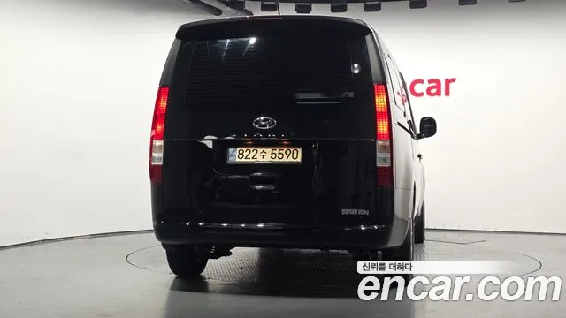 Hyundai Staria Staria Карго 3 места — Фото автомобиля 4