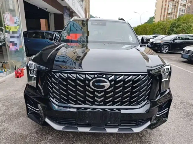 GAC Trumpchi GS8 — Фото автомобиля 2