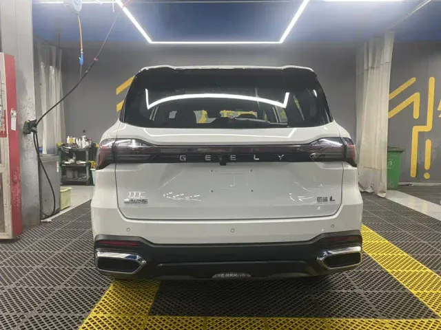 Geely Haoyue L — Фото автомобиля 9
