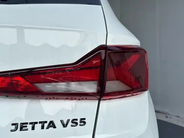 Jetta VS5 — Фото автомобиля 13