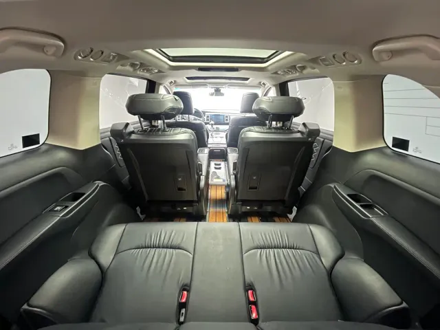 Honda Elysion — Фото автомобиля 7