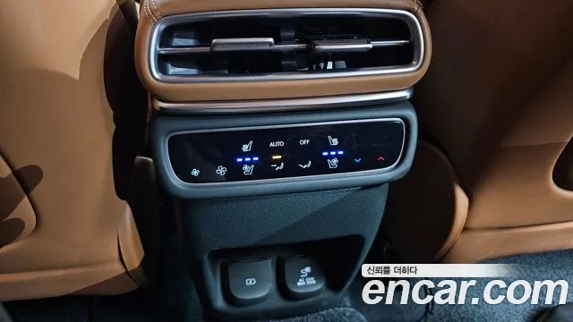 Genesis GV80 2.5T Бензин AWD — Фото автомобиля 11