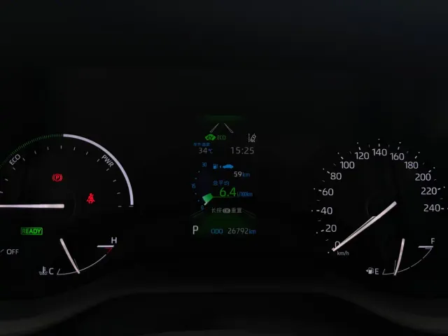 Toyota Sienna — Фото автомобиля 19