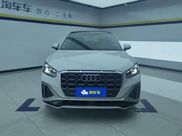 Audi Q2L — Фото автомобиля 2