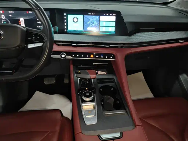 Changan CS75 Plus — Фото автомобиля 12
