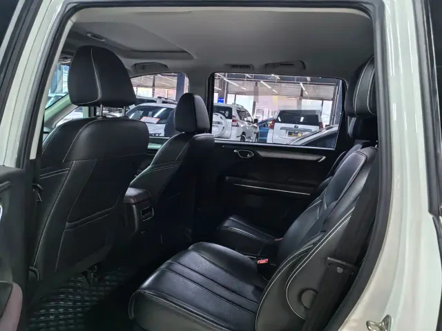 GAC Trumpchi Trumpchi M6 2023 PRO 270T DCT Luxury Edition — Фото автомобиля 13