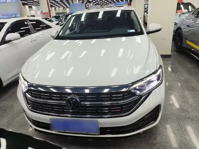 Volkswagen Sagitar — Фото автомобиля 2