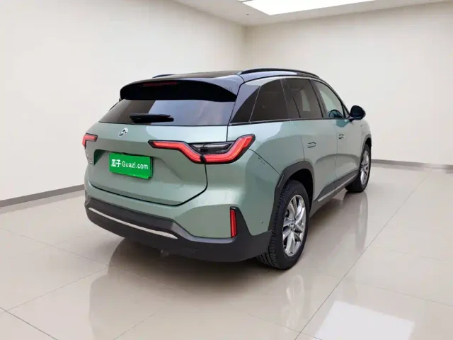 Nio ES6 — Фото автомобиля 4
