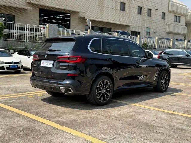 BMW X5 — Фото автомобиля 18