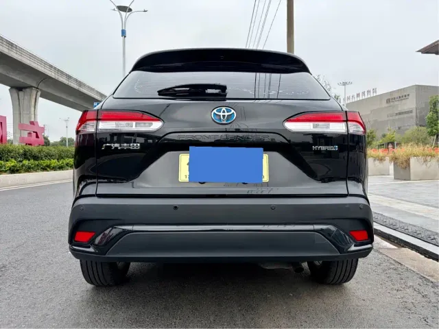 Toyota Frontlander — Фото автомобиля 5