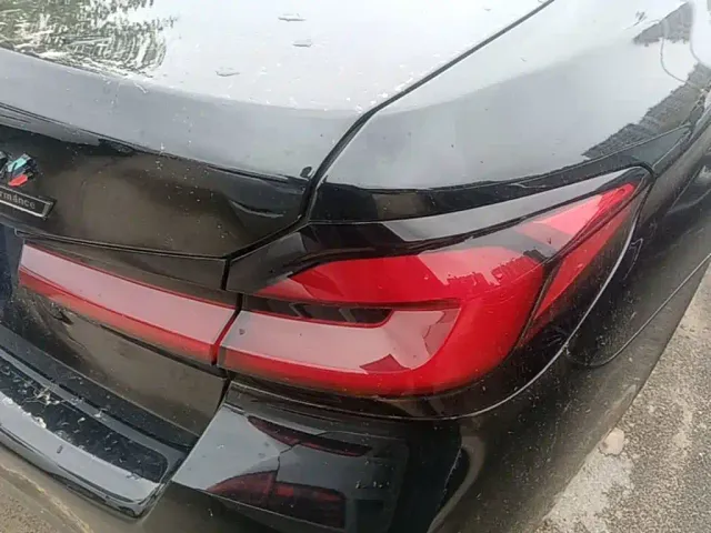 BMW 5 Series — Фото автомобиля 7
