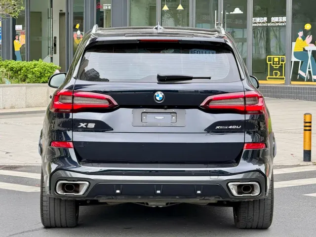 BMW X5 — Фото автомобиля 9