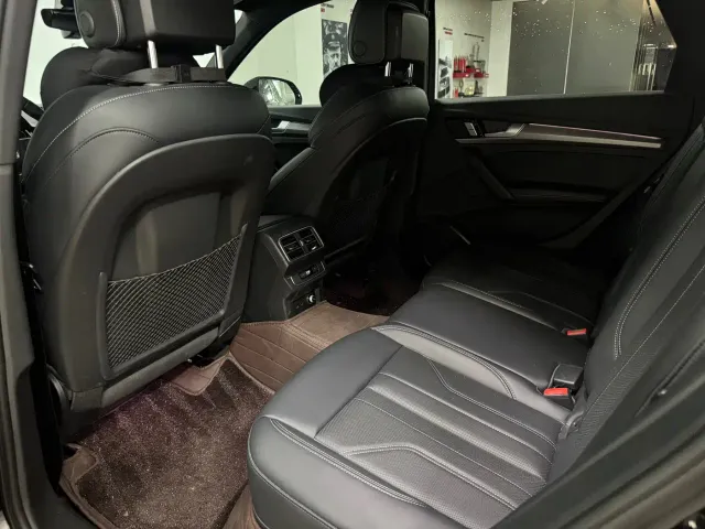 Audi Q5L — Фото автомобиля 8