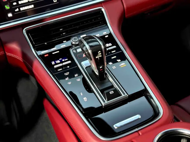 Porsche Panamera — Фото автомобиля 22