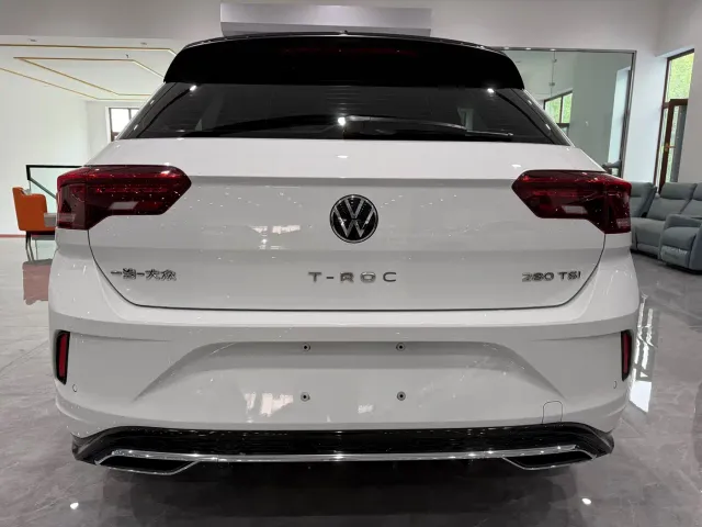 Volkswagen T-Roc — Фото автомобиля 5
