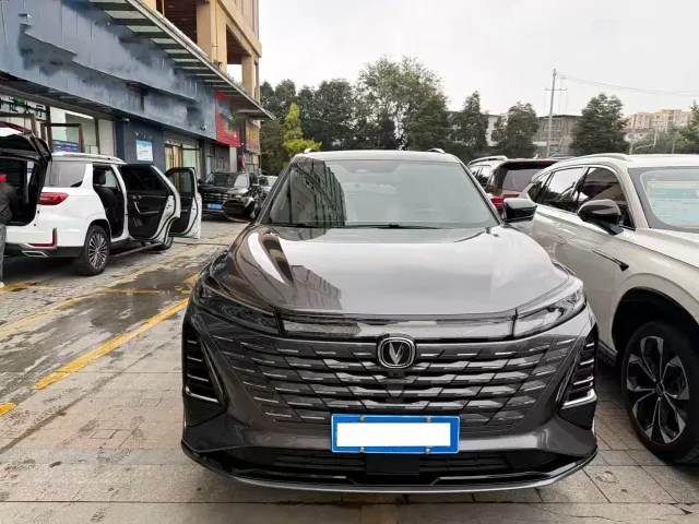 Changan CS75 Plus — Фото автомобиля 2