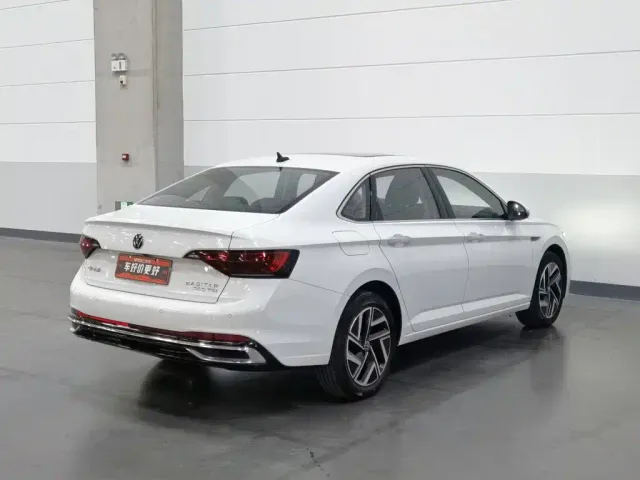 Volkswagen Sagitar — Фото автомобиля 2
