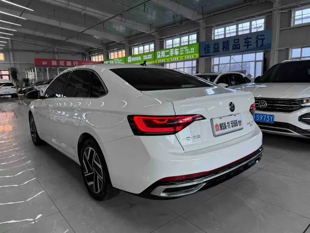 Volkswagen Sagitar — Фото автомобиля 6