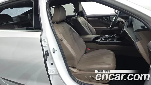 Kia K8 2.5 Бензин 2WD — Фото автомобиля 12