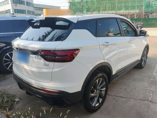 Geely Binyue — Фото автомобиля 6