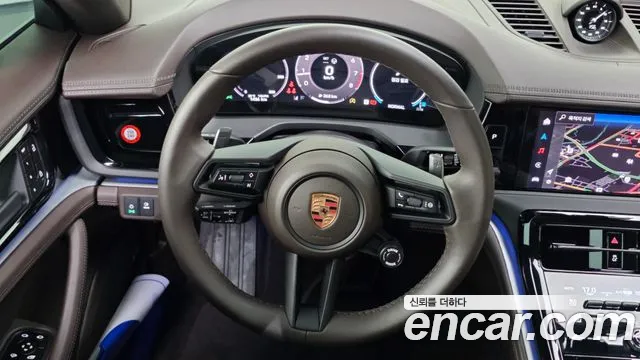 Porsche Panamera 976 — Фото автомобиля 19