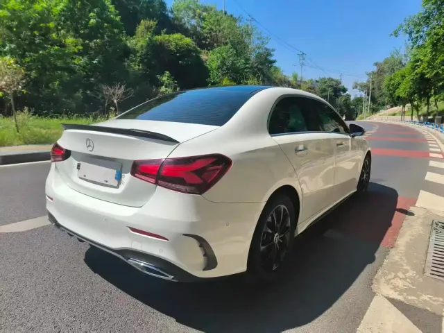Mercedes-Benz A-Class — Фото автомобиля 11