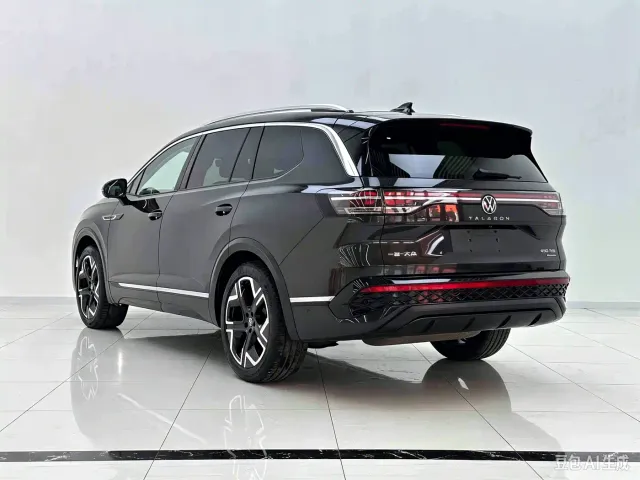 Volkswagen Talagon — Фото автомобиля 6