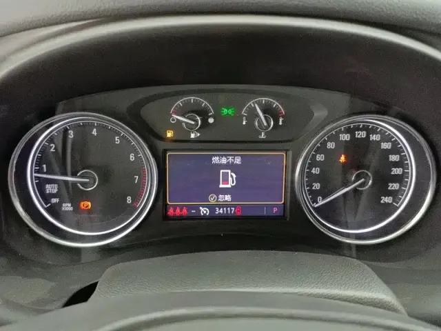 Buick LaCrosse — Фото автомобиля 18