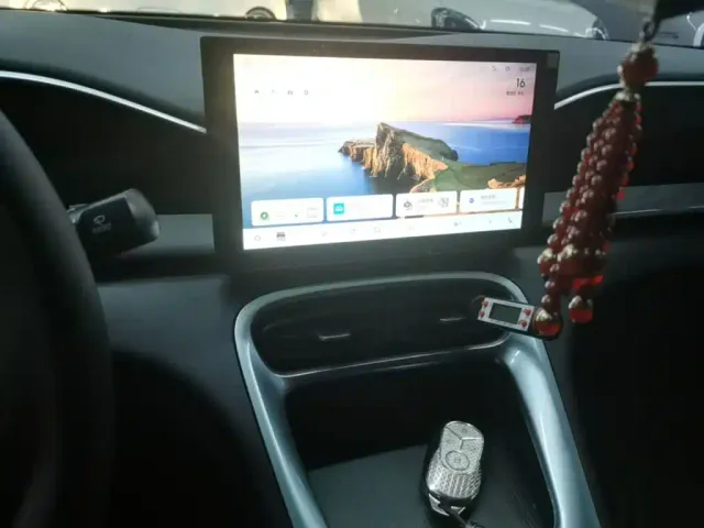 Geely Starry Wish — Фото автомобиля 12