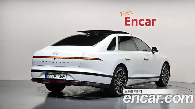 Hyundai Grandeur GN7 — Фото автомобиля 2