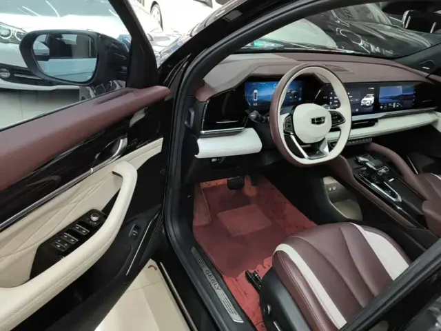 Geely Xingyue L — Фото автомобиля 15