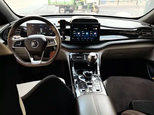 BYD Qin PLUS — Фото автомобиля 10