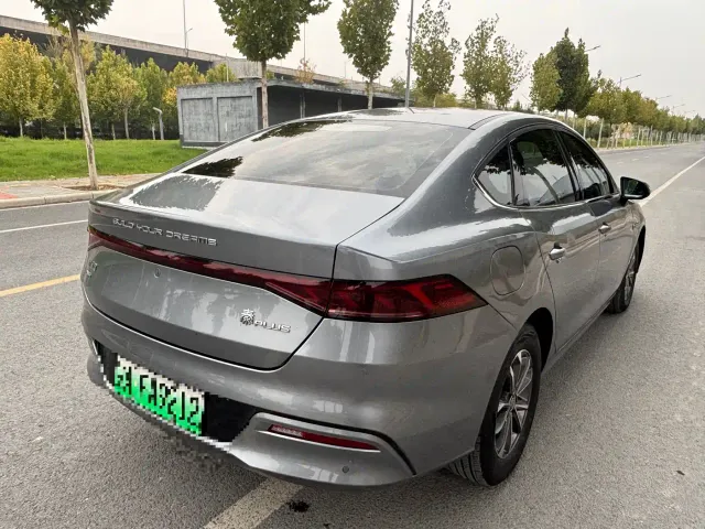 BYD Qin PLUS — Фото автомобиля 3